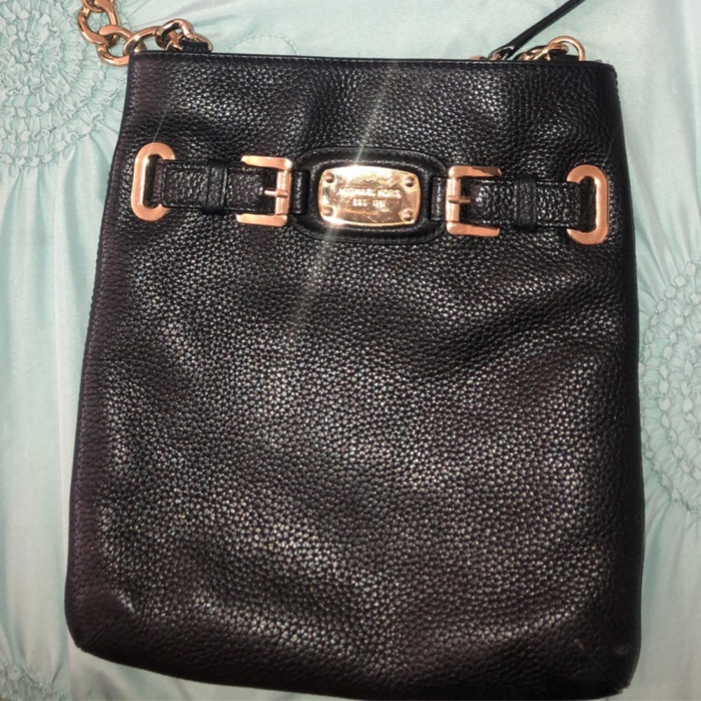 Michael kors crossbody